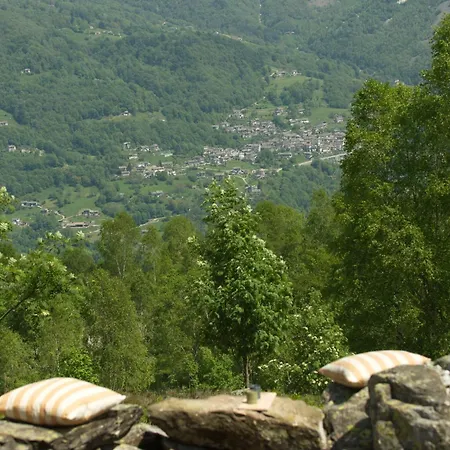 Starsbox Valchiusella Glamping *